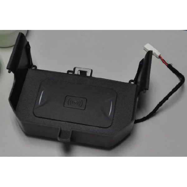 Wireless charger BMW 5 Series F10/F11/F12 Ref: TR2960