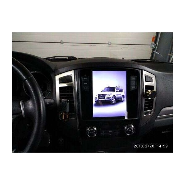 TESLA STYLE Mitsubishi Montero / Pajero