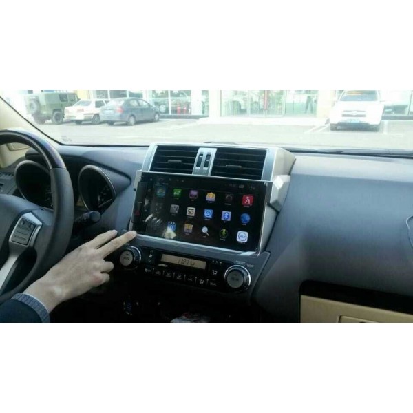TOYOTA LAND CRUISER VX android