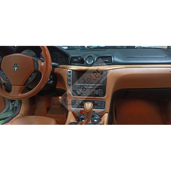 Clima LCD monitor Maserati GranTurismo TR3696