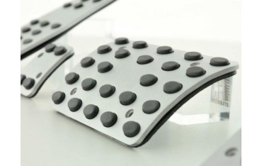 FK aluminum pedals pedal set 4 piece Mercedes Benz C E S Class pedal cover car pedals rubber studs