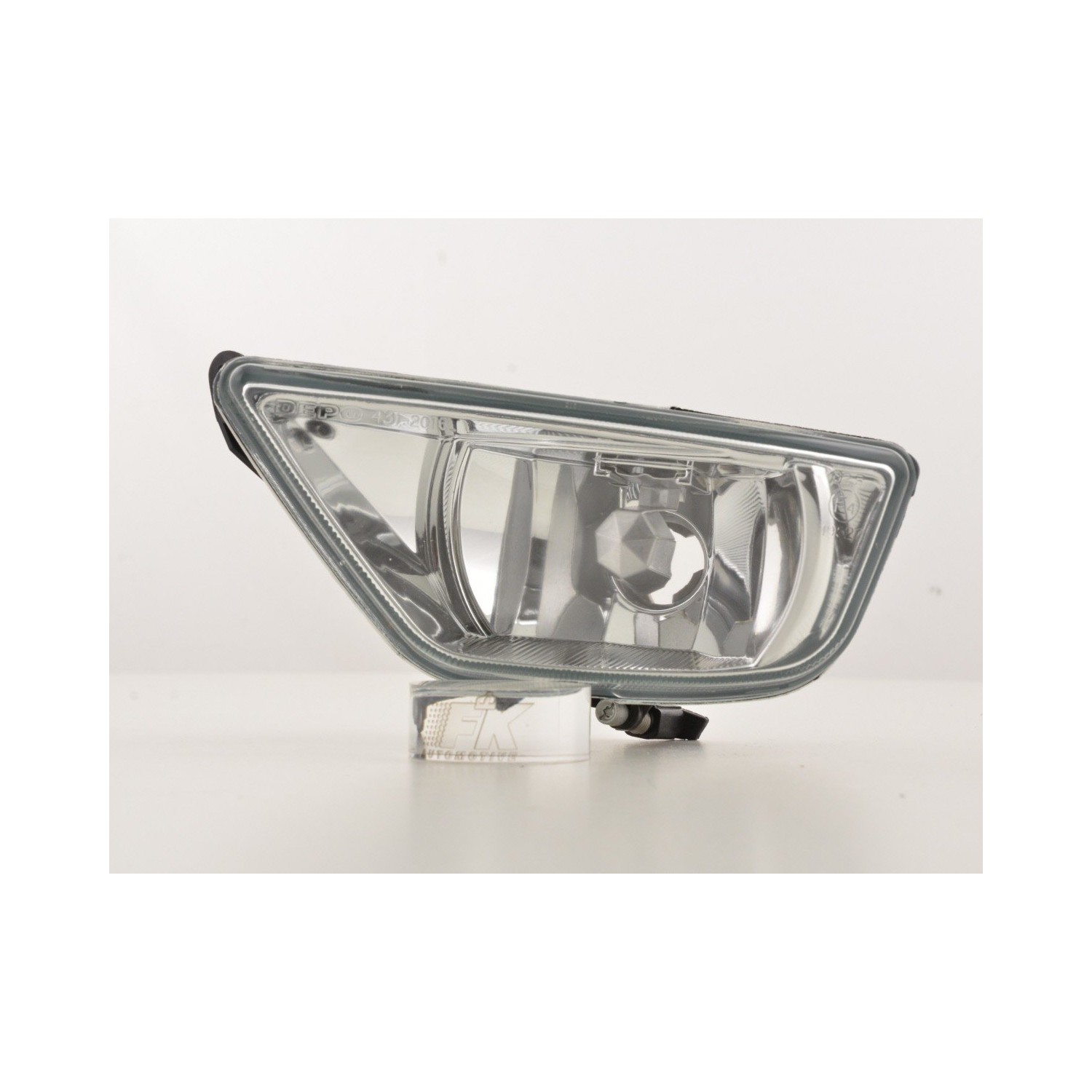 Spare parts fog light left Ford Focus 02
