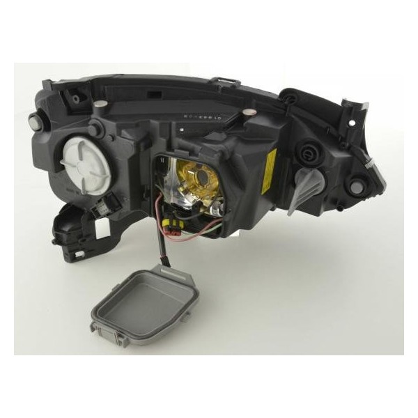 Spare parts headlight left Opel Corsa C 03 06