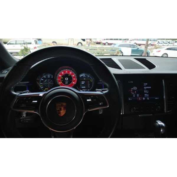 Digital cockpit Porsche Macan TR4372